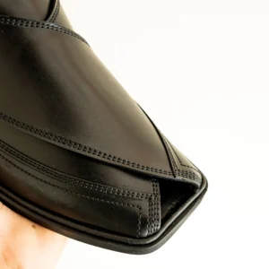 Black Charsadda Gol T Peshawari Chappal – Handmade Leather